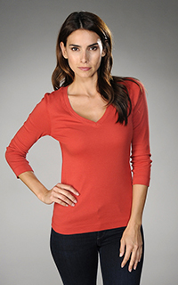 Three Dots Classic 3/4 Sleeve Deep V